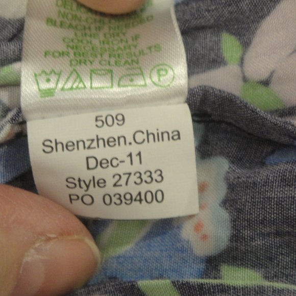 Lilly Pulitzer Quincy Dress in the Foxy Foxglove Pattern Women's Size S… - Picture 13 of 13